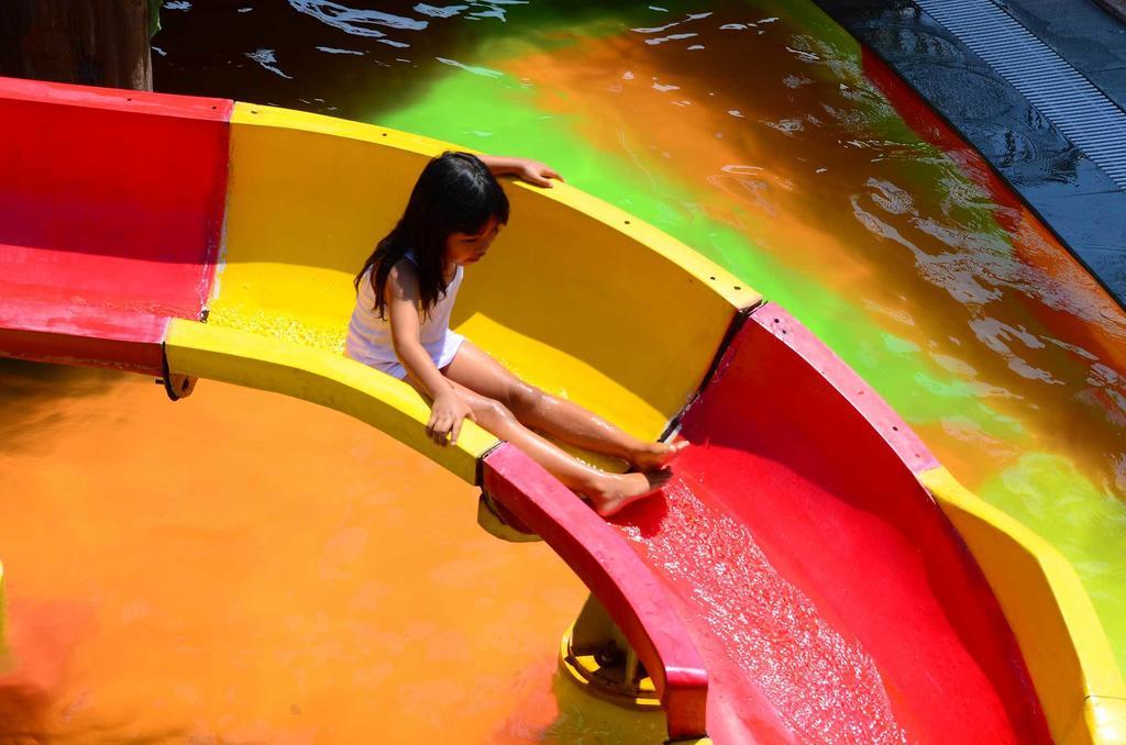 Bess Resort & Waterpark Hotel And Convention Malang Buitenkant foto