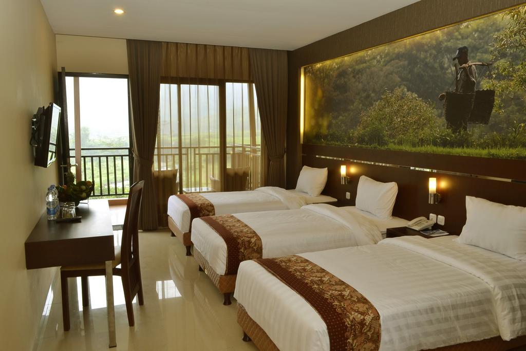 Bess Resort & Waterpark Hotel And Convention Malang Buitenkant foto