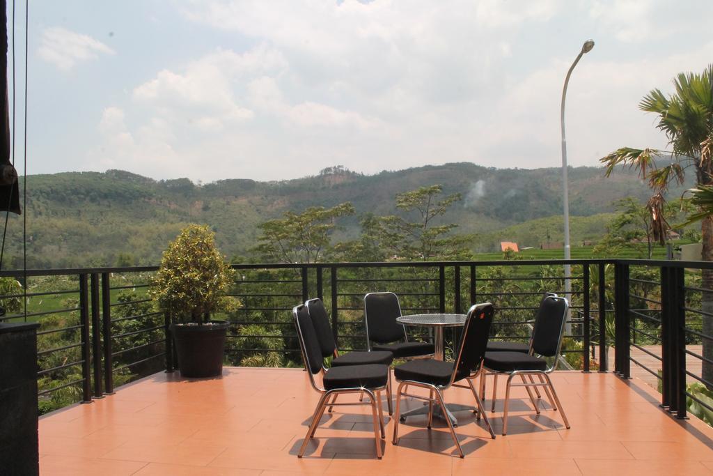 Bess Resort & Waterpark Hotel And Convention Malang Buitenkant foto