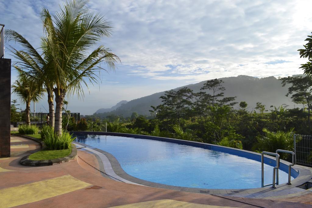 Bess Resort & Waterpark Hotel And Convention Malang Buitenkant foto