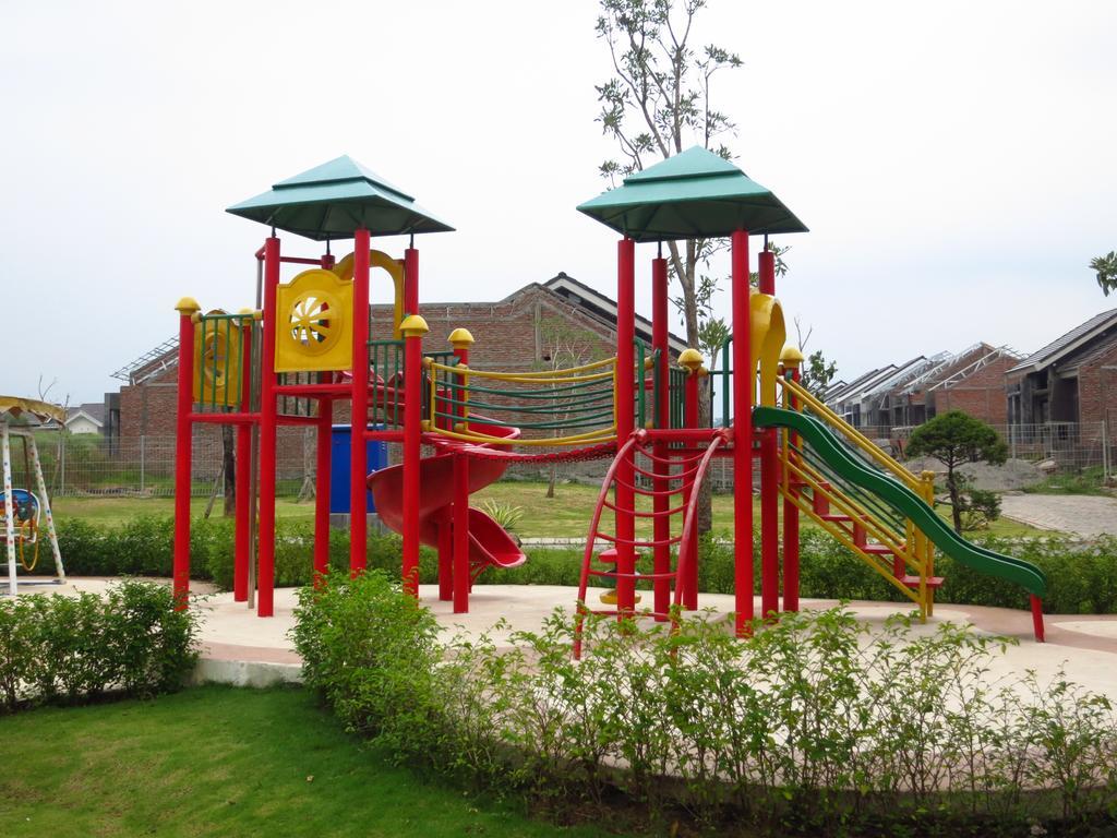 Bess Resort & Waterpark Hotel And Convention Malang Buitenkant foto